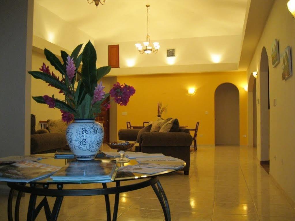 Villa San Juan Белмопан Екстериор снимка