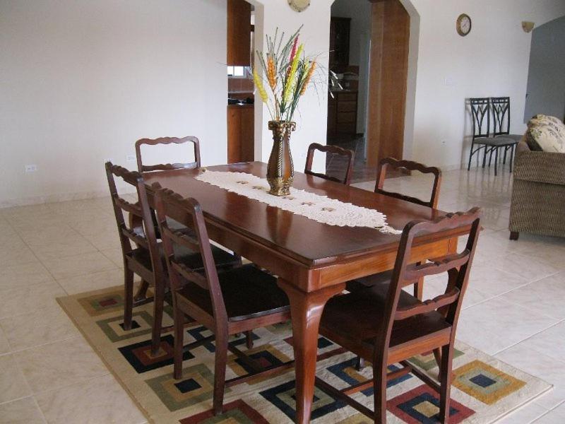 Villa San Juan Белмопан Екстериор снимка